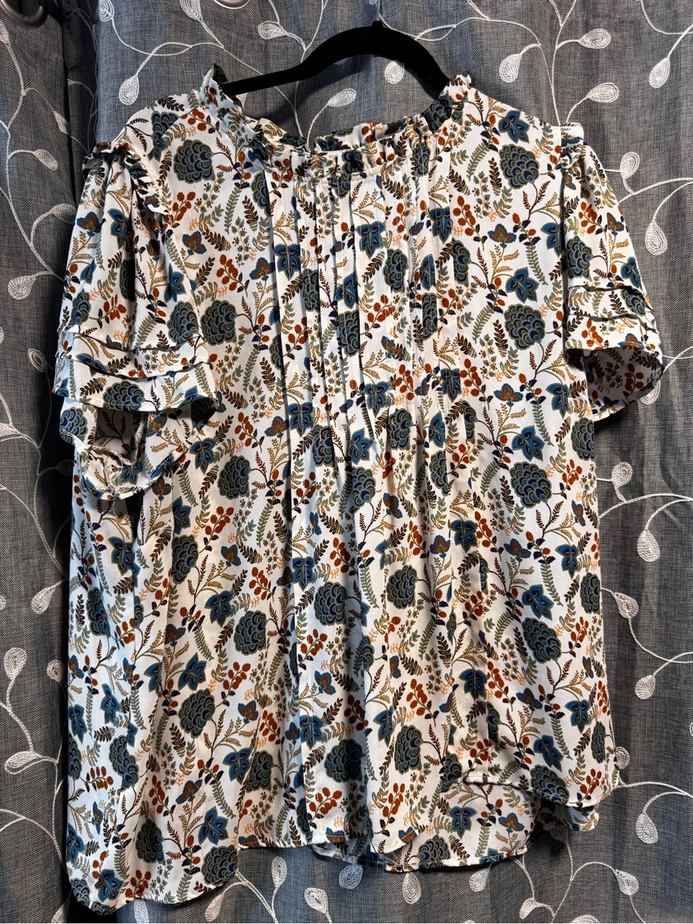 Rose & Olive White Floral Short Sleeve Blouse with Blue & Brown Print